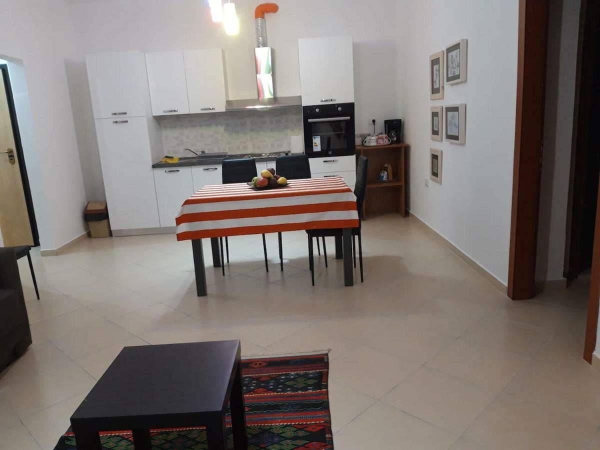 Artist S Apartment Vlorë 外观 照片